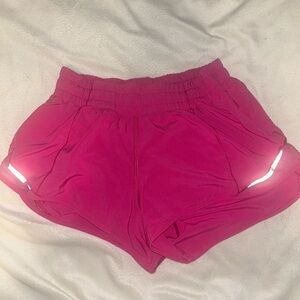 Lululemon Hotty Hots Sonic Pink